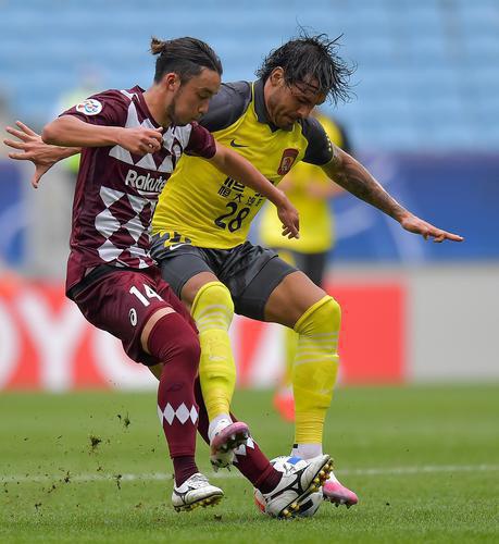 金年会官网亚冠赛前走向成谜，多伦多猛龙队长鼓劲，气氛紧张，身体对抗强度拉满的简单介绍